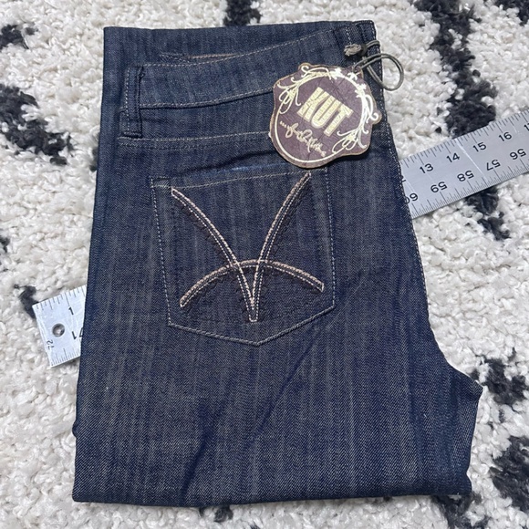 Kut Denim Mid Rise Bootcut sz 6 NWT - Picture 3 of 4